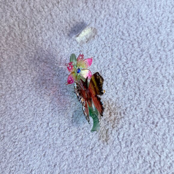 Vintage Ashton Drake Heirloom Butterfly Sunlight and Shadows Glass Ornament - Picture 13 of 16